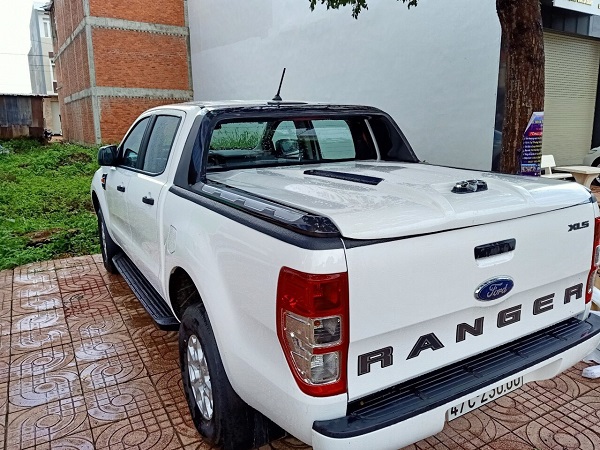 Nắp thùng thấp Ford Ranger Aeroklas kiểu Wildtrak